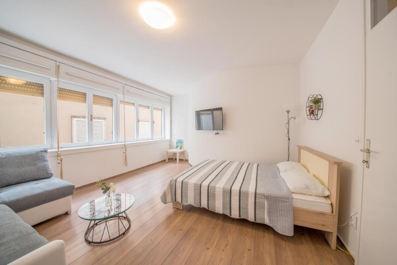 Aurora Apartment Zadar Exterior photo